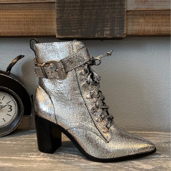 SCHUZT BOOTS 5B - Picture 2 of 4